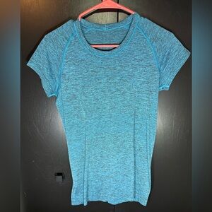 Lululemon Metal vent T-shirt, blue, 8